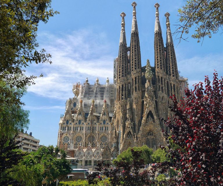 1 sagrada-familia-g28194ef93_1920